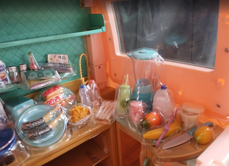 Our Generation On the Move Food Truck Vehicle Playset SEE DETAILS (LOCAL PICKUP ONLY)