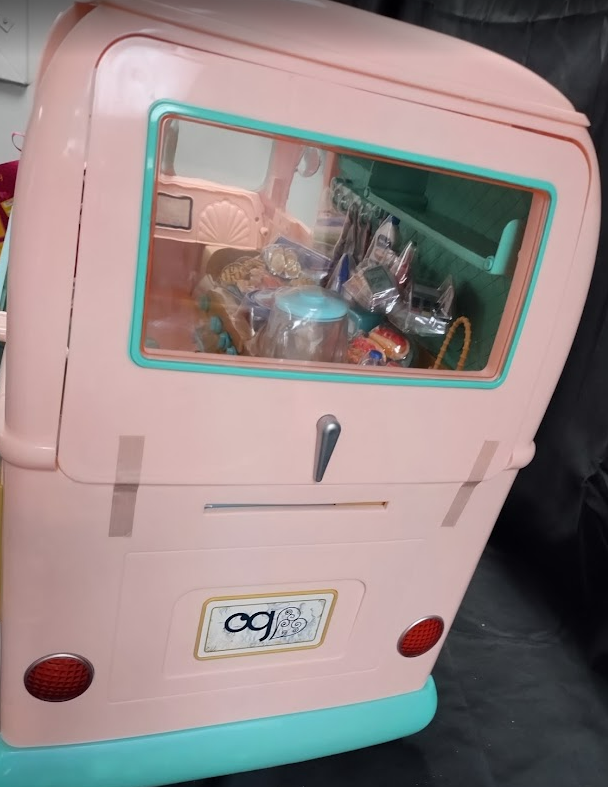 Our Generation On the Move Food Truck Vehicle Playset SEE DETAILS (LOCAL PICKUP ONLY)