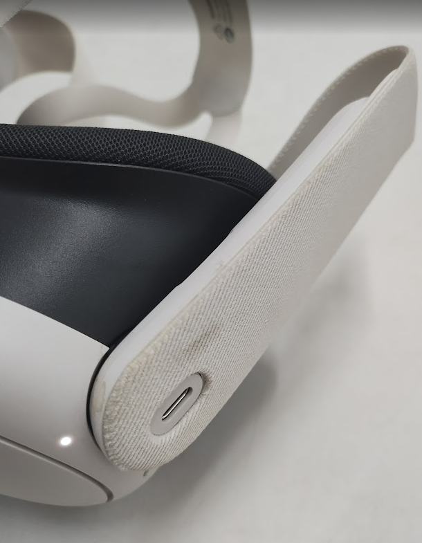 Meta Quest 3 Mixed Reality Headset SEE DETAILS PARTS ONLY