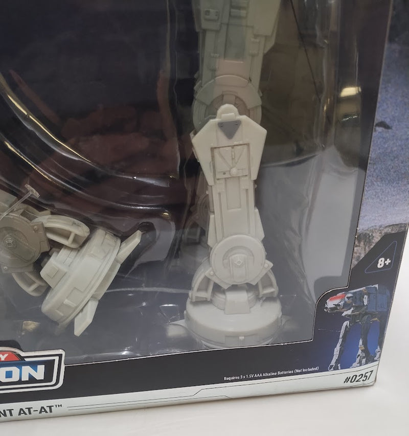 Star Wars: The Mandalorian  Vehicle (9" Vehicle & Figure)  SEE DETAILS