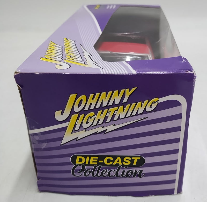 Johnny Lightning 1970 Chevy El Camino - 1:24 Scale SEE DETAILS