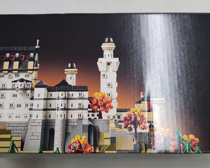 LEGO Architecture Neuschwanstein Castle 21063 *SEE DETAILS* (LOCAL PICKUP ONLY)