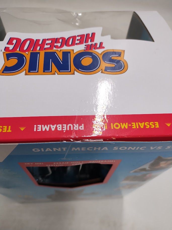 Sonic the Hedgehog Feature Giant Mecha Sonic vs Sonic Exclusive SEE DETAILS