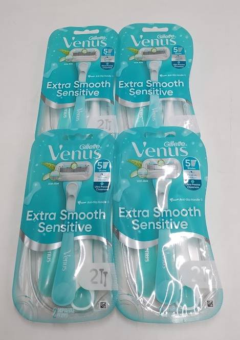 LOT OF 4 !! Venus Extra Smooth Sensitive 5-Blade Women's Disposable Razors