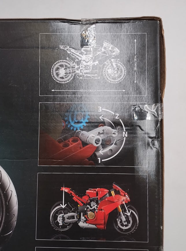 LEGO Technic Ducati Panigale V4 S Motorcycle Model Set 42202 SEE DETAILS (LOCAL PICKUP ONLY)