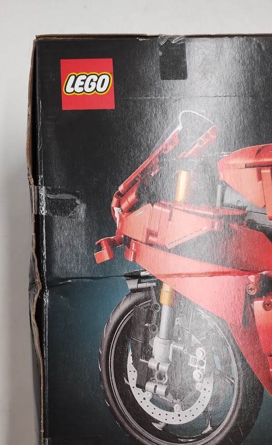 LEGO Technic Ducati Panigale V4 S Motorcycle Model Set 42202 SEE DETAILS (LOCAL PICKUP ONLY)