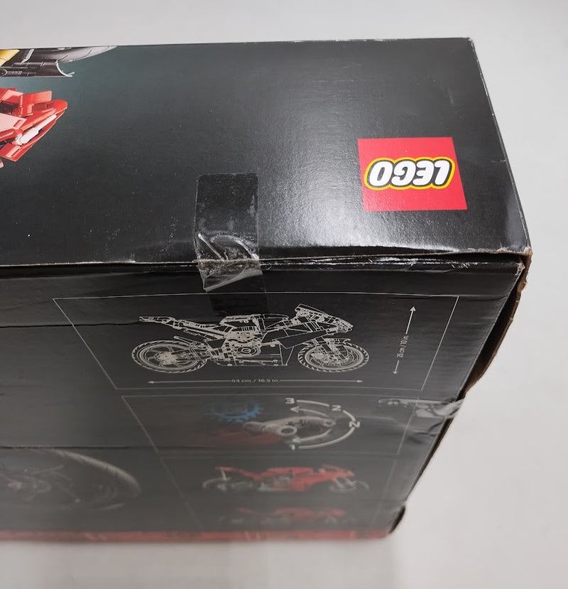 LEGO Technic Ducati Panigale V4 S Motorcycle Model Set 42202 SEE DETAILS (LOCAL PICKUP ONLY)