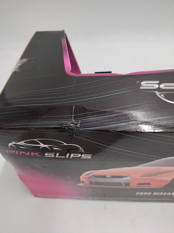 Jada Pink Slips RC 2009 Nissan Skyline GTR R35 - 1:16 Scale