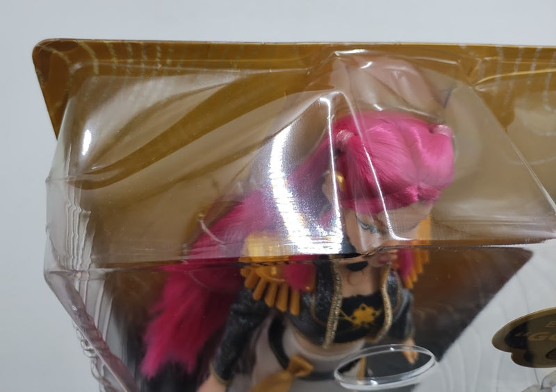 KPop Demon Hunters HUNTR/X Mira Golden Singing Doll 5 Posable Joints SEE DETAILS