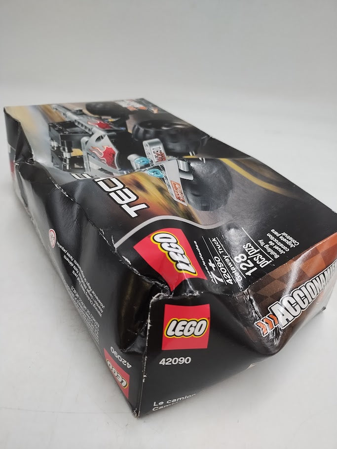 LEGO Technic Getaway Truck 42090 SEE DETAILS