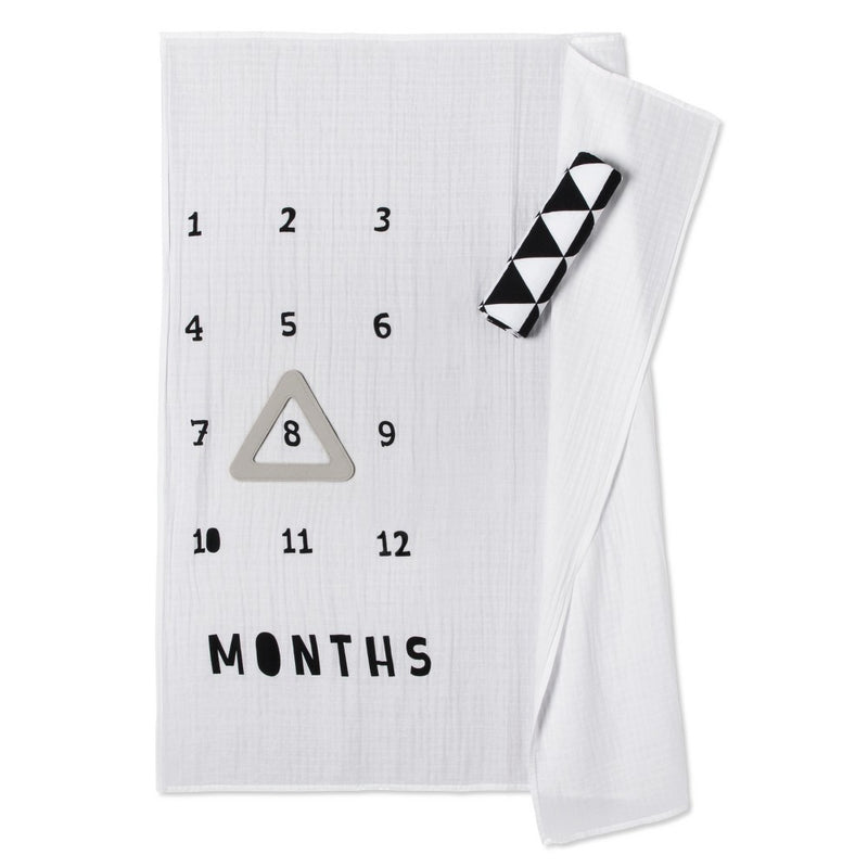 Muslin Blankets with Felt Frame Triangle - Cloud Island& White/Black