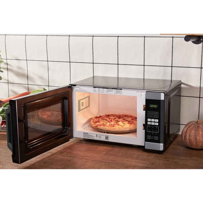 BLACK+DECKER 0.9 cu ft 900W Microwave Oven - Stainless Steel (LOCAL PICKUP ONLY)