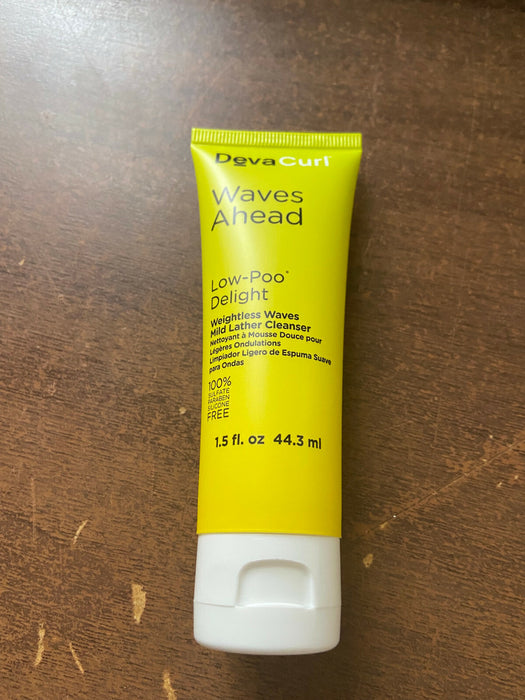 DevaCurl Low-Poo Delight Weightless Waves Mild Lather Cleanser 1.5 fl oz/44.3 mL
