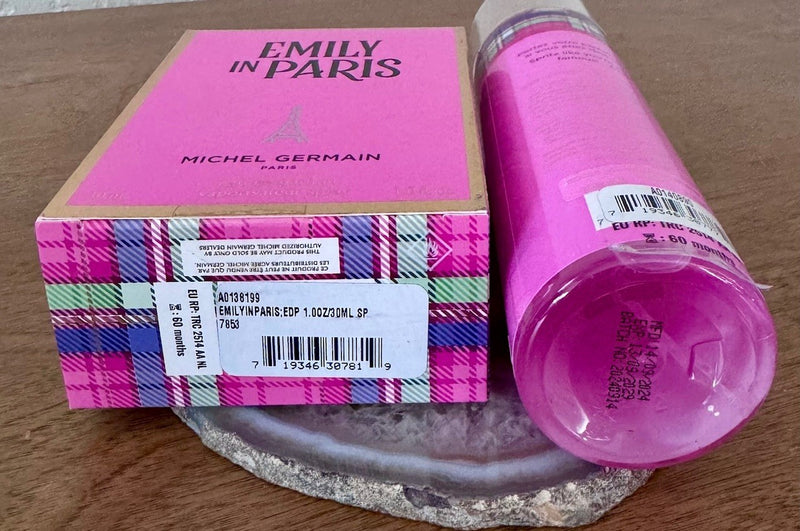 EMILY IN PARIS  8oz BODY SPRAY