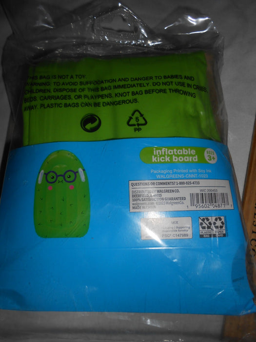 Bring On The Sun Kids Inflatable Kick Board w/ heavy duty Handles ages 3+ Green