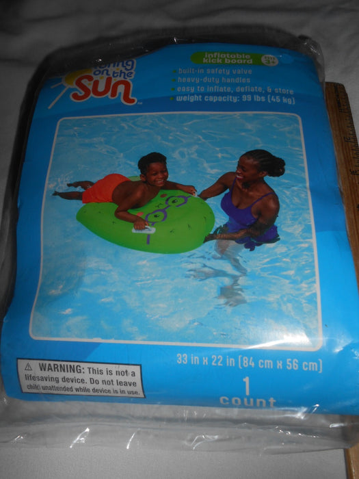 Bring On The Sun Kids Inflatable Kick Board w/ heavy duty Handles ages 3+ Green