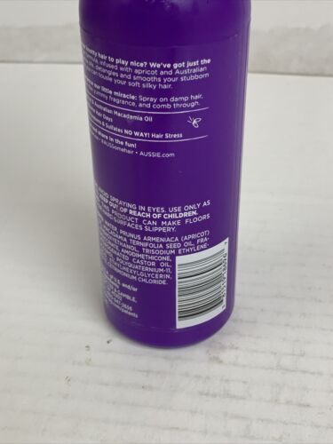AUSSIE TOTAL MIRACLE DETANGLING SPRAY W/ APRICOT & AUSTRALIAN MACADAMIA OIL 8 OZ