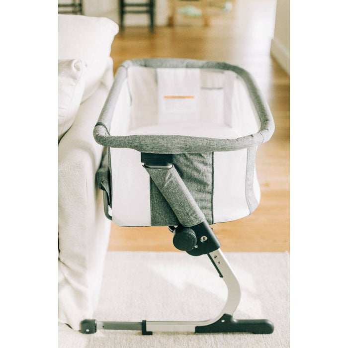 Baby Delight Beside Me Dreamer Bassinet & Bedside Sleeper - Charcoal (LOCAL PICKUP ONLY)