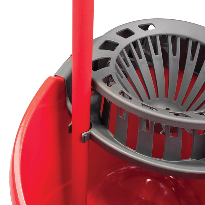 O-Cedar Microfiber Cloth Mop & QuickWring Bucket System with 1 Extra Refill*