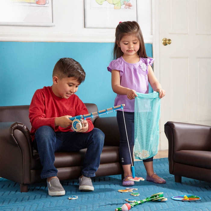 Melissa & Doug Catch & Count Fishing Game
