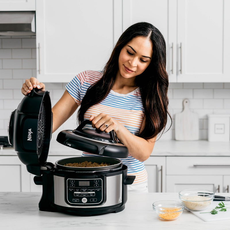 Ninja Foodi Programmable 10-in-1 5qt Pressure Cooker and Air Fryer - FD101 (LOCAL PICKUP ONLY)