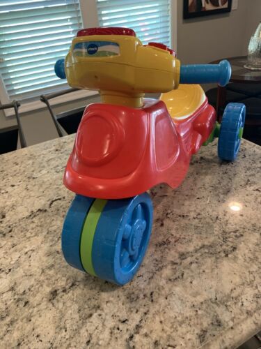 VTech 2 In 1 Learn & Zoom Motor Bike,Red