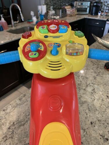 VTech 2 In 1 Learn & Zoom Motor Bike,Red