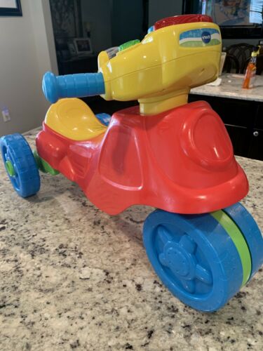 VTech 2 In 1 Learn & Zoom Motor Bike,Red