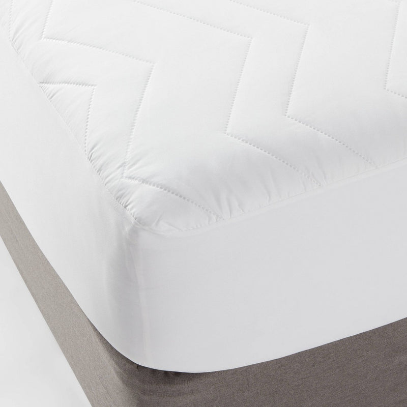 Queen Machine Washable Mattress Pad - Room Essentials