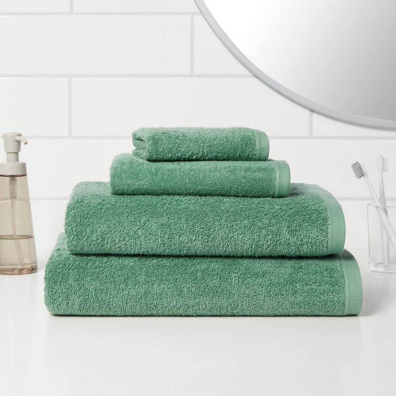 Everyday Bath Towel Light Green - Room Essentials