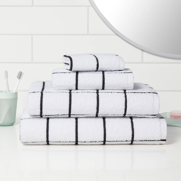Everyday Grid Hand Towel Black/White - Room Essentials