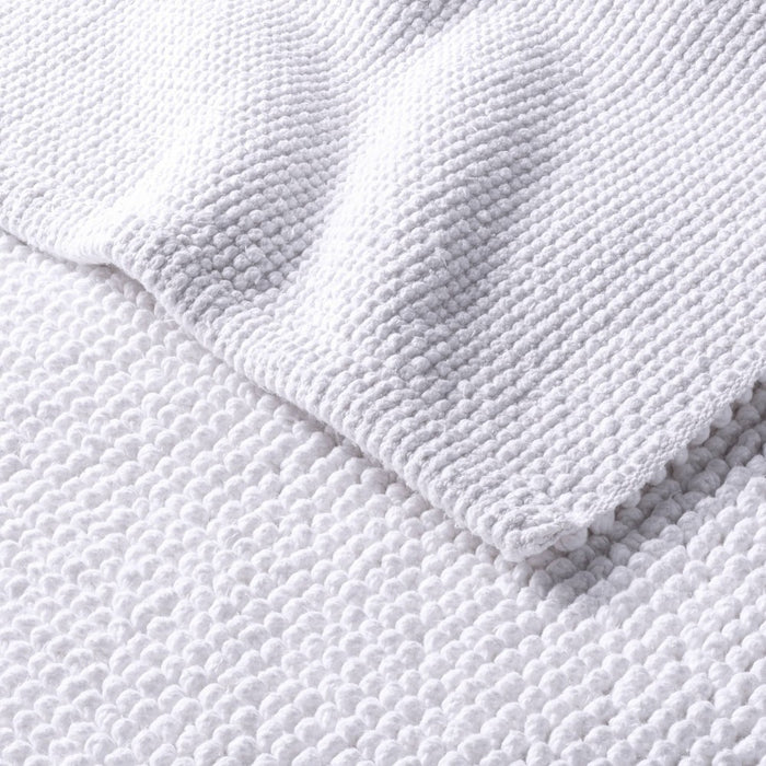 21"x34" Textured Bath Mat White - Casaluna