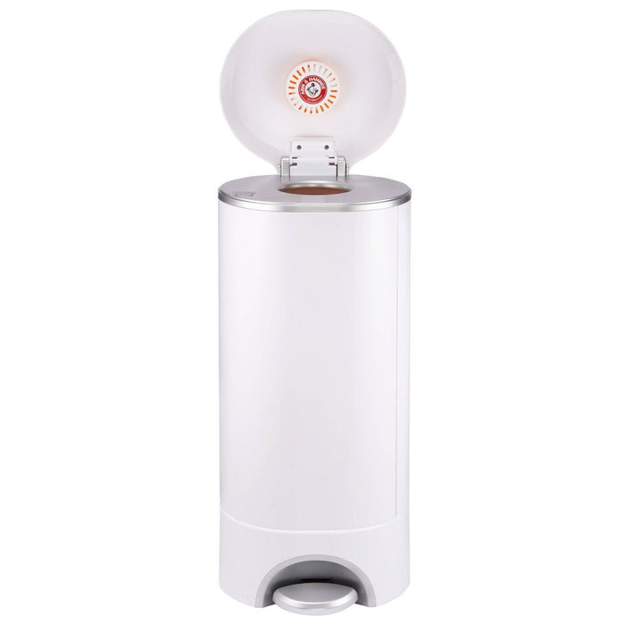 Munchkin STEP Diaper Pail, Powered by Arm & Hammer