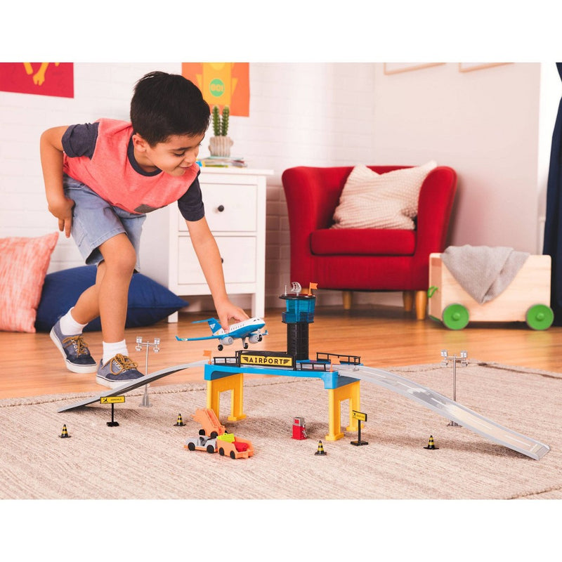 DRIVEN - Airport Playset with Toy Airplane (32pc) - Micro Series