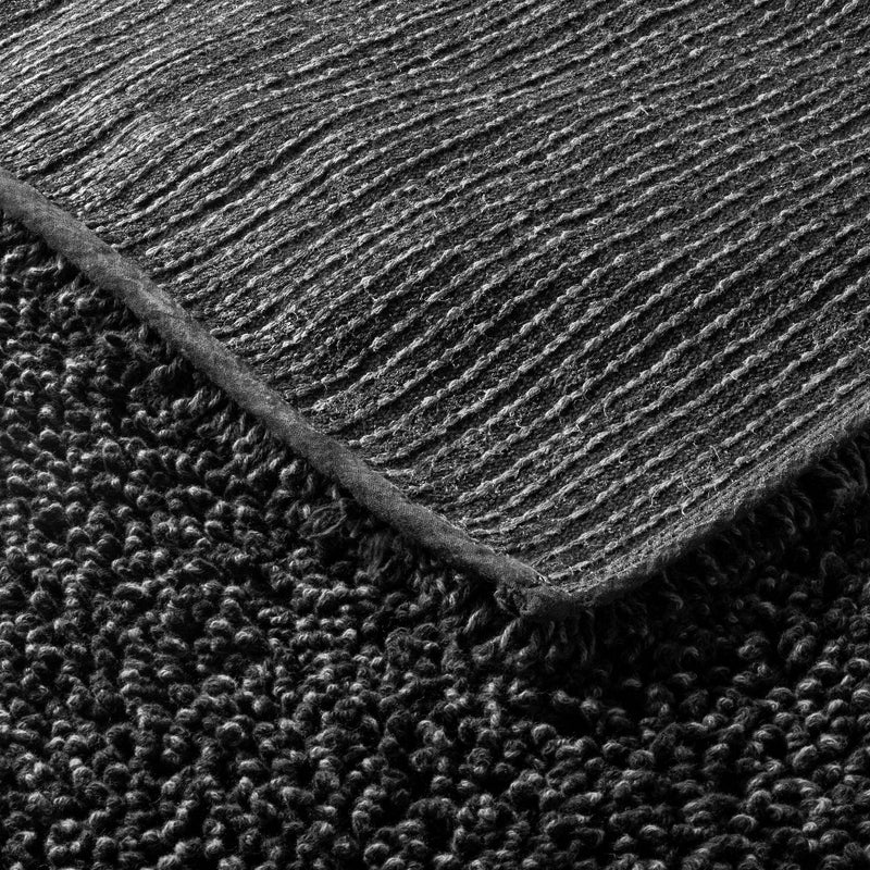 21"x34" Melange Looped Bath Rug Black - Casaluna