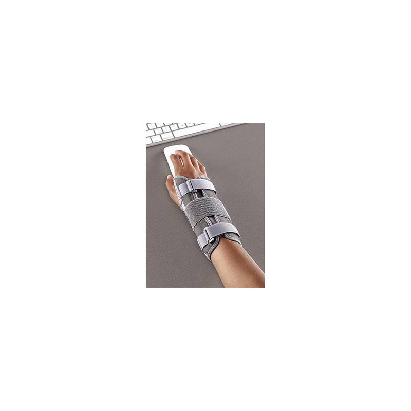 Futuro Deluxe Wrist Stabilizer - Right Hand