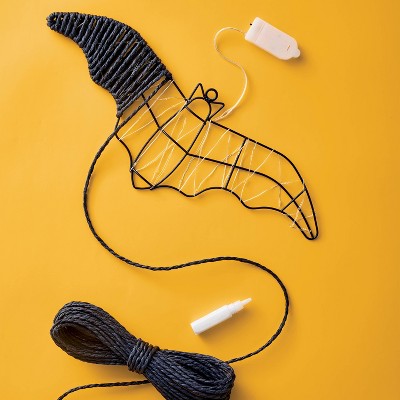 2ct Halloween Craft Lit Wrapped Rope Bat Kit - Mondo Llama
