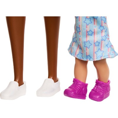 Barbie Careers Teacher Playset with Fashon Doll, Student Toddler Doll, Classroom Board & Accessories