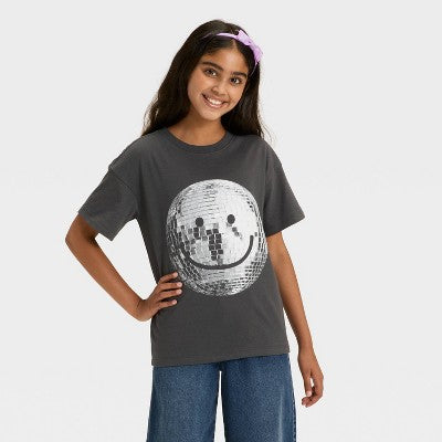 Girls' Short Sleeve Oversized T-Shirt - Cat & Jack Gray L