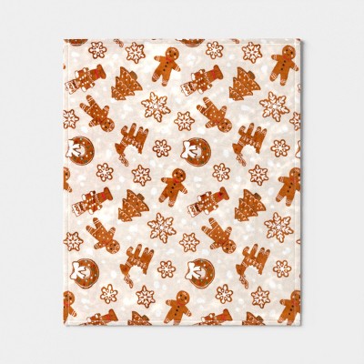 Christmas Gingerbread Cookies Plush Throw Blanket - Wondershop