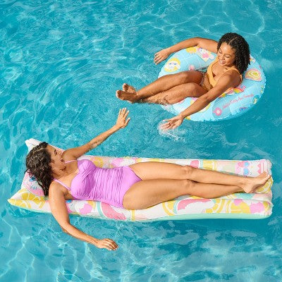 Swimways Hello Kitty Suntanner: Pool Lounger for 1 Person