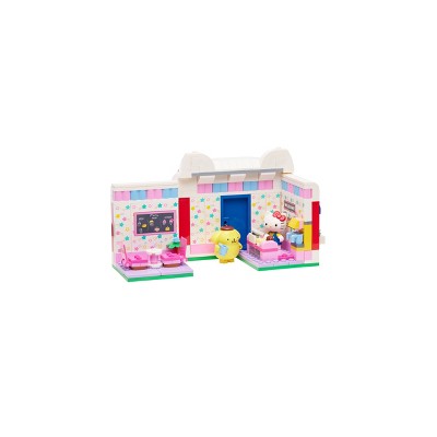 Hello Kitty and Friends Hello Kitty's Dream Cafe Building Set with Hello Kitty, Cinnamoroll, and Pompompurin Minifigures