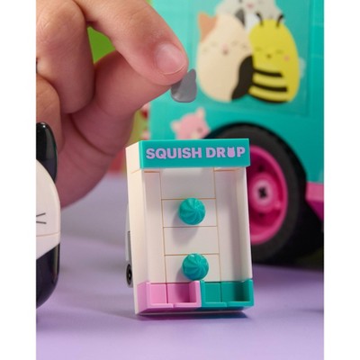 Squishmallows Deluxe Playset & 4_2" Buildable Figures Building Set - Squish Tour Van: Creative Thinking Educational Toy, 788 Pieces
