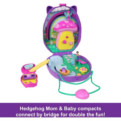 Polly Pocket Hedgehog Mom and Baby Purse Playset with 2 Dolls and 16 Accessories