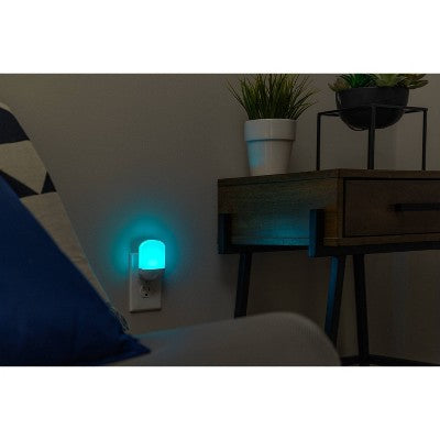Energizer Color Changing LED Light Sensing Night Light