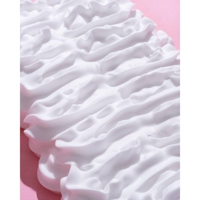 Sundae Body Wash - Birthday Cake - 8.9 fl oz: Foam, Whole Body, Normal to Very Dry Skin