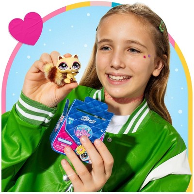 Littlest Pet Shop Surprise Reveal Collectible Pet Figures