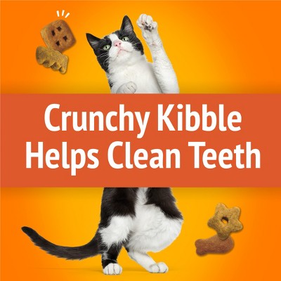 Purina Friskies Party Mix Original Crunch Chicken Flavor Cat Treats - 6oz