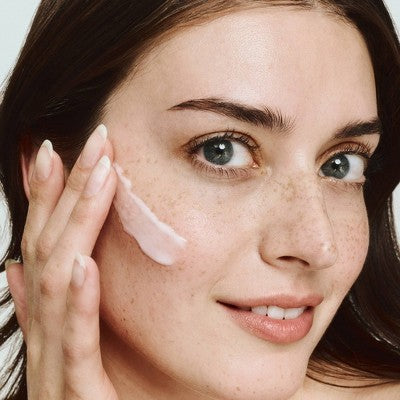 good.clean.goop beauty The Nutrient-Rich Daily Moisturizer with Hyaluronic Acid and Beetroot Extract - 1.7 fl. oz.