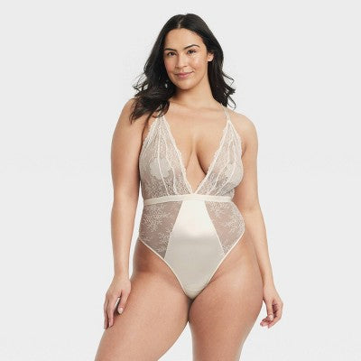Women's Unlined Lace Lingerie Bodysuit - Auden Cream M